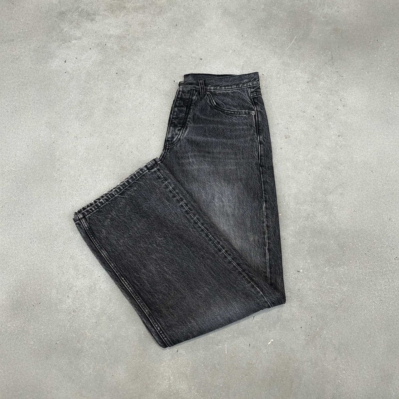 Washed Black Loose Fit Jeans